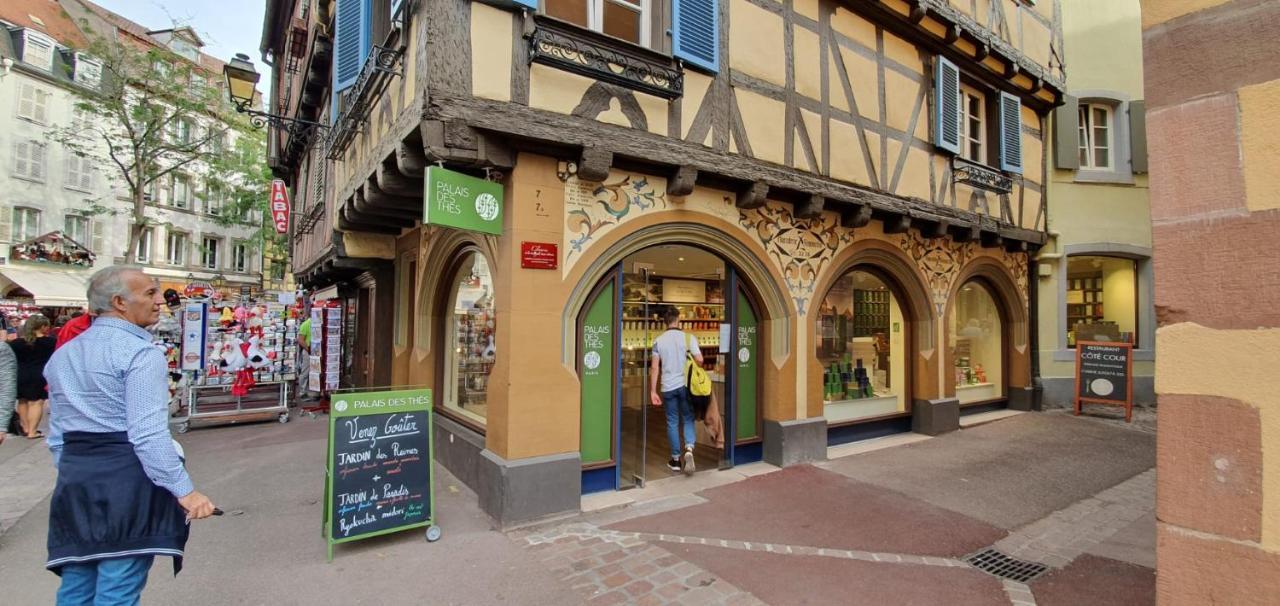 Evasion St Joseph Odysalis - Lit King Size - Parking - Proche Centre Apartment Colmar