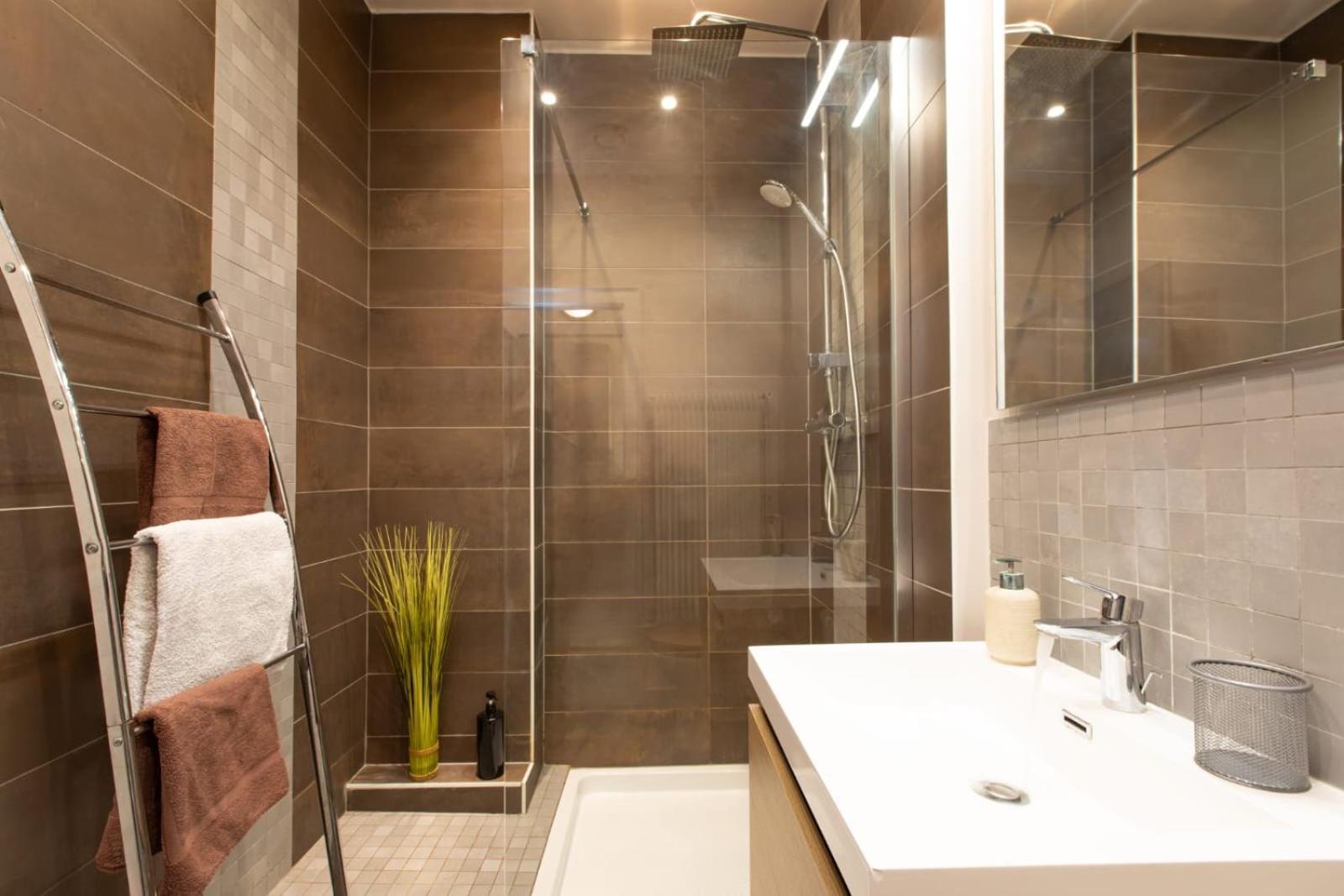 Evasion St Joseph Odysalis - Lit King Size - Parking - Proche Centre * Colmar